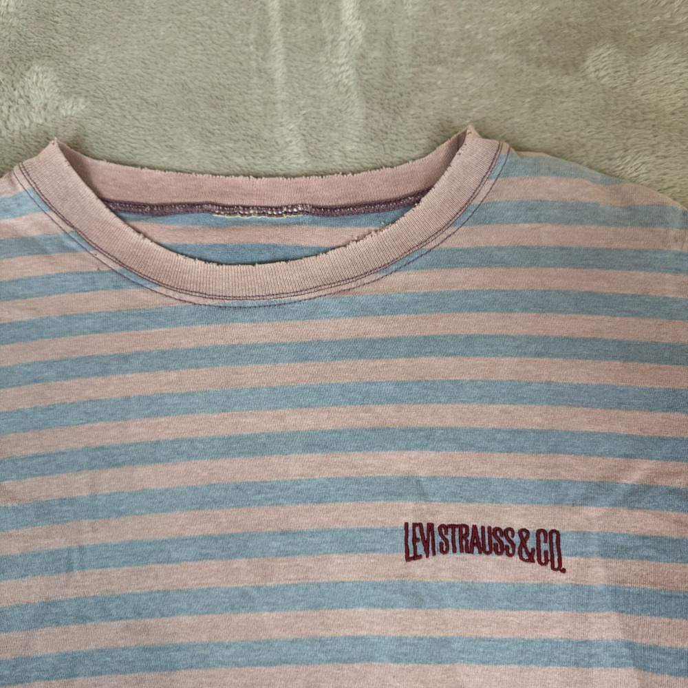 Vintage 90s Levi Strauss & Co. Shirt Mens Large Pink Blue Preowned Striped Tee - Picture 2 of 6